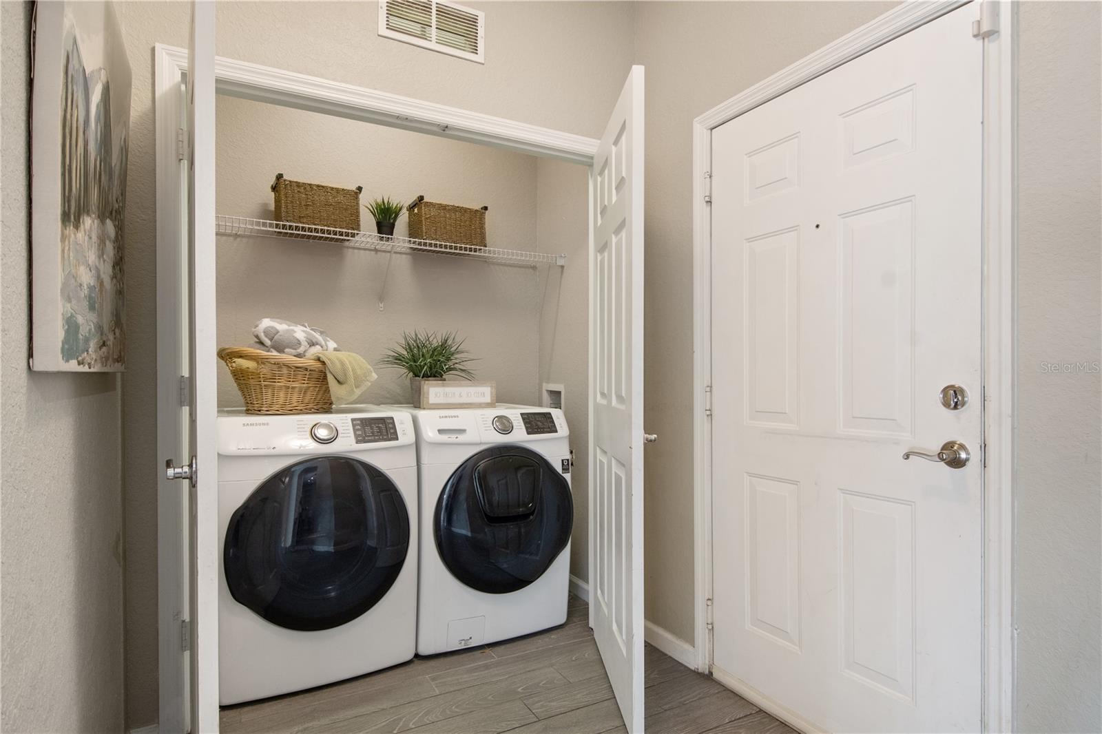 Image 6 of 44 For 6466 Cava Alta Drive 207