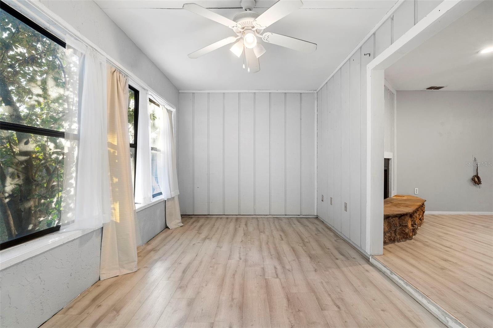 Image 13 of 41 For 8315 Camphor Tree Drive