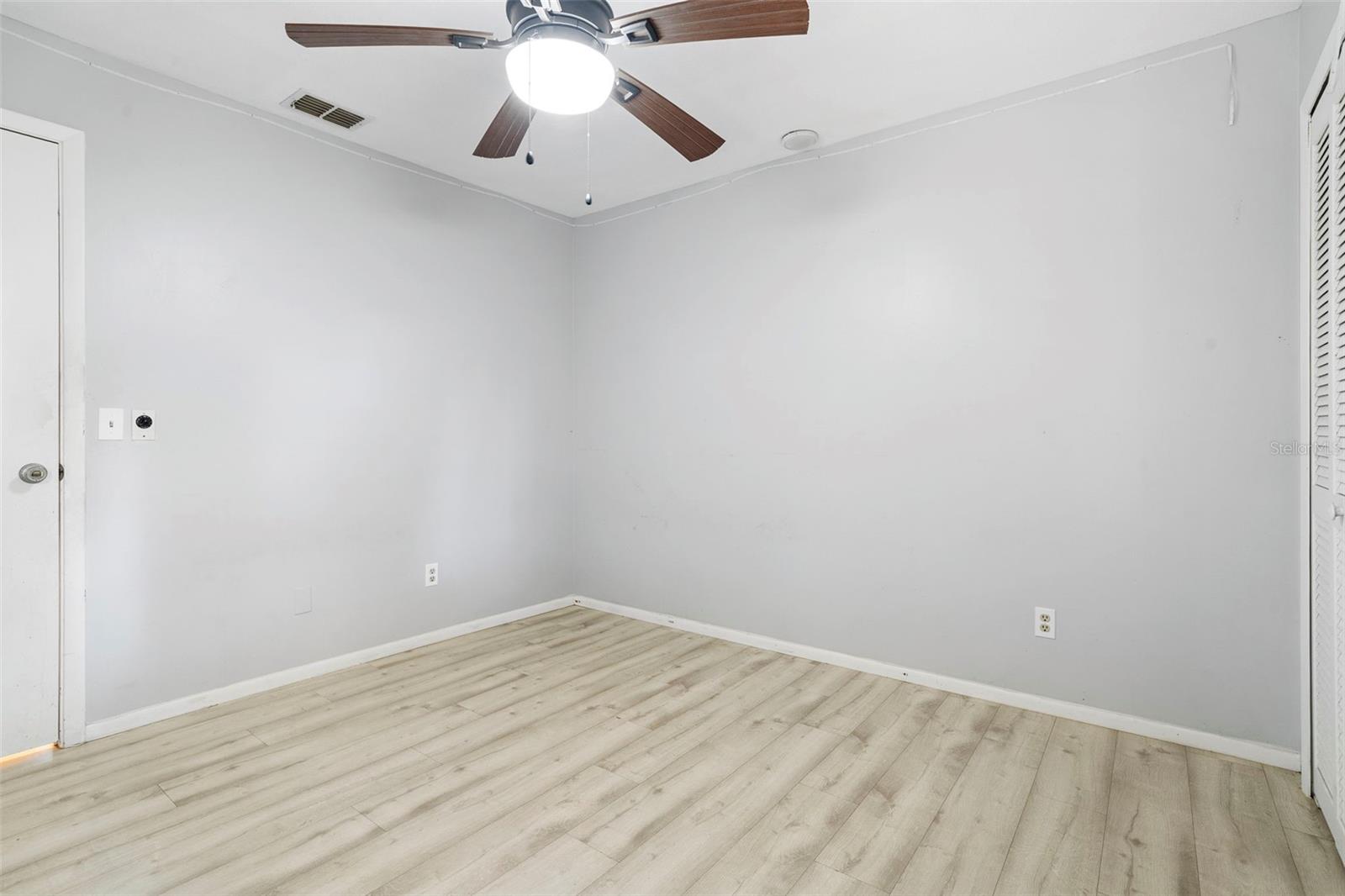 Image 20 of 41 For 8315 Camphor Tree Drive