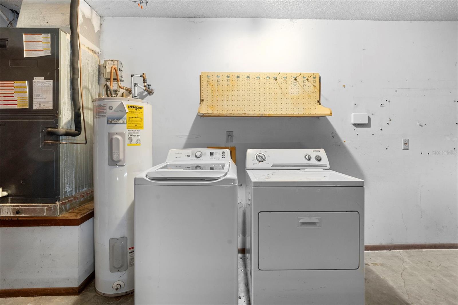 Image 30 of 41 For 8315 Camphor Tree Drive