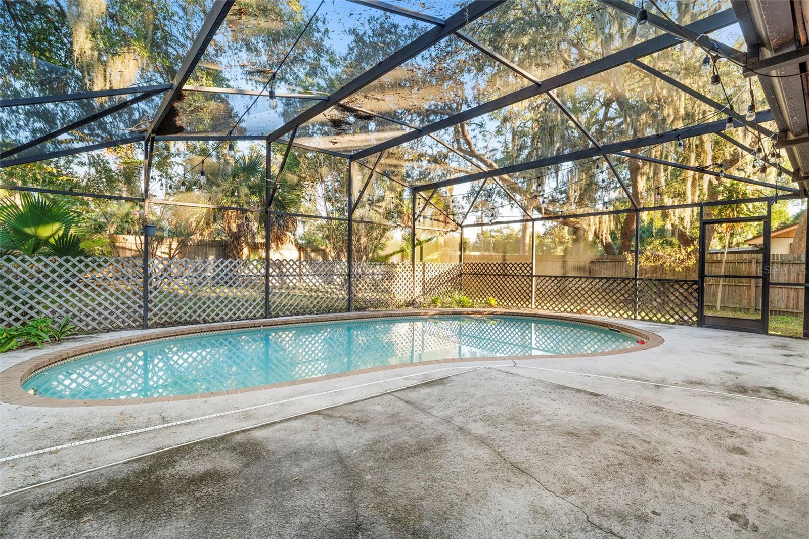 Image 32 of 41 For 8315 Camphor Tree Drive