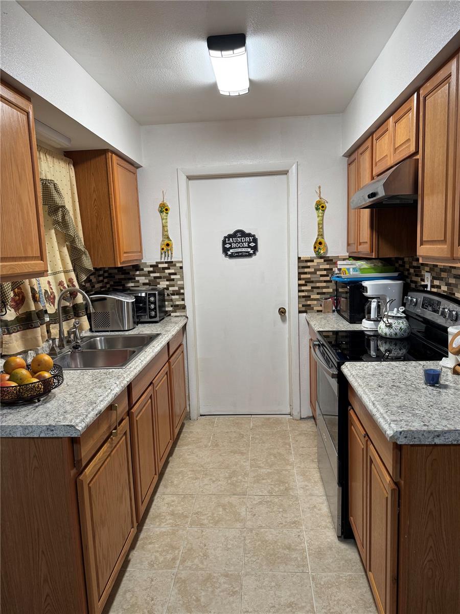 Image 15 of 26 For 2209 Mitch Ct E.