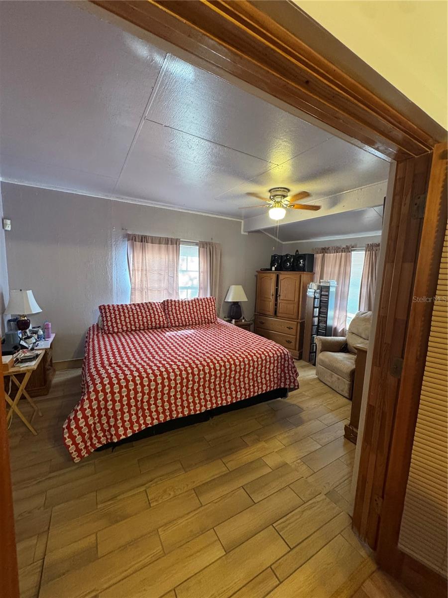 Image 20 of 26 For 2209 Mitch Ct E.