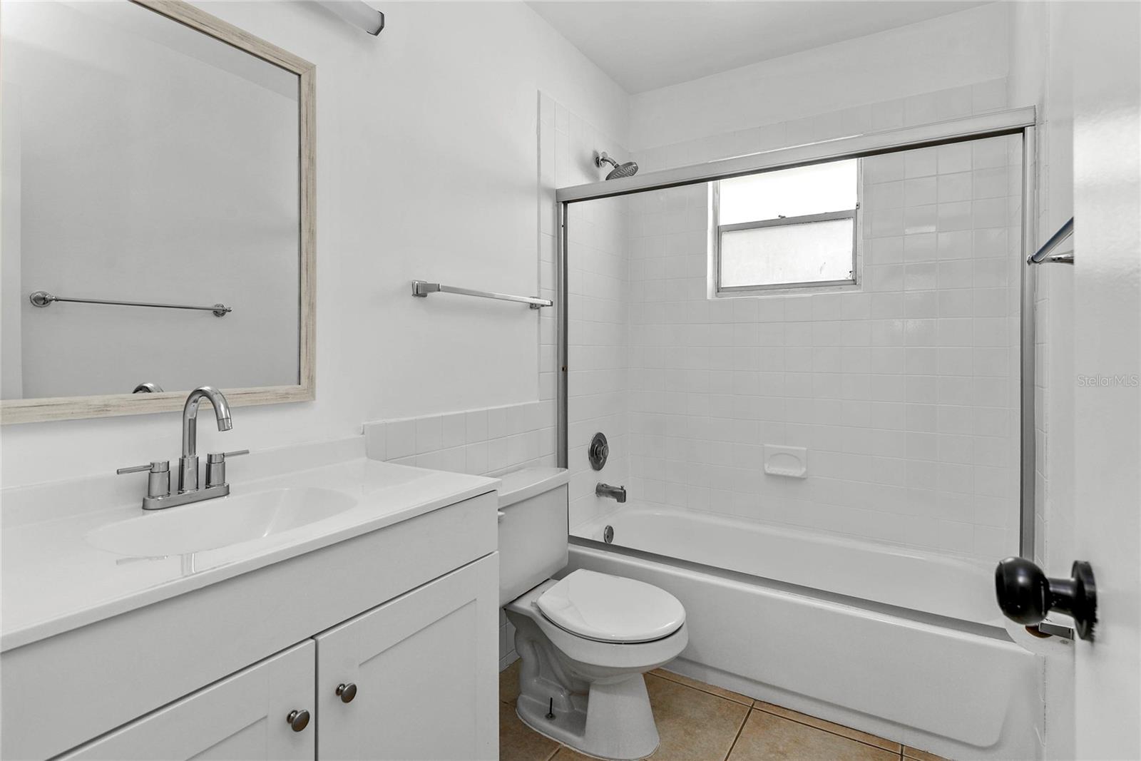 Image 14 of 18 For 2905 Central Boulevard