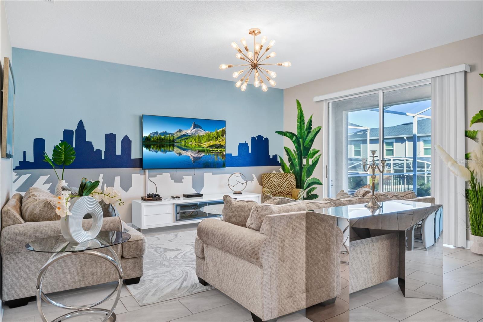 Image 3 of 68 For 1053 Leader Street