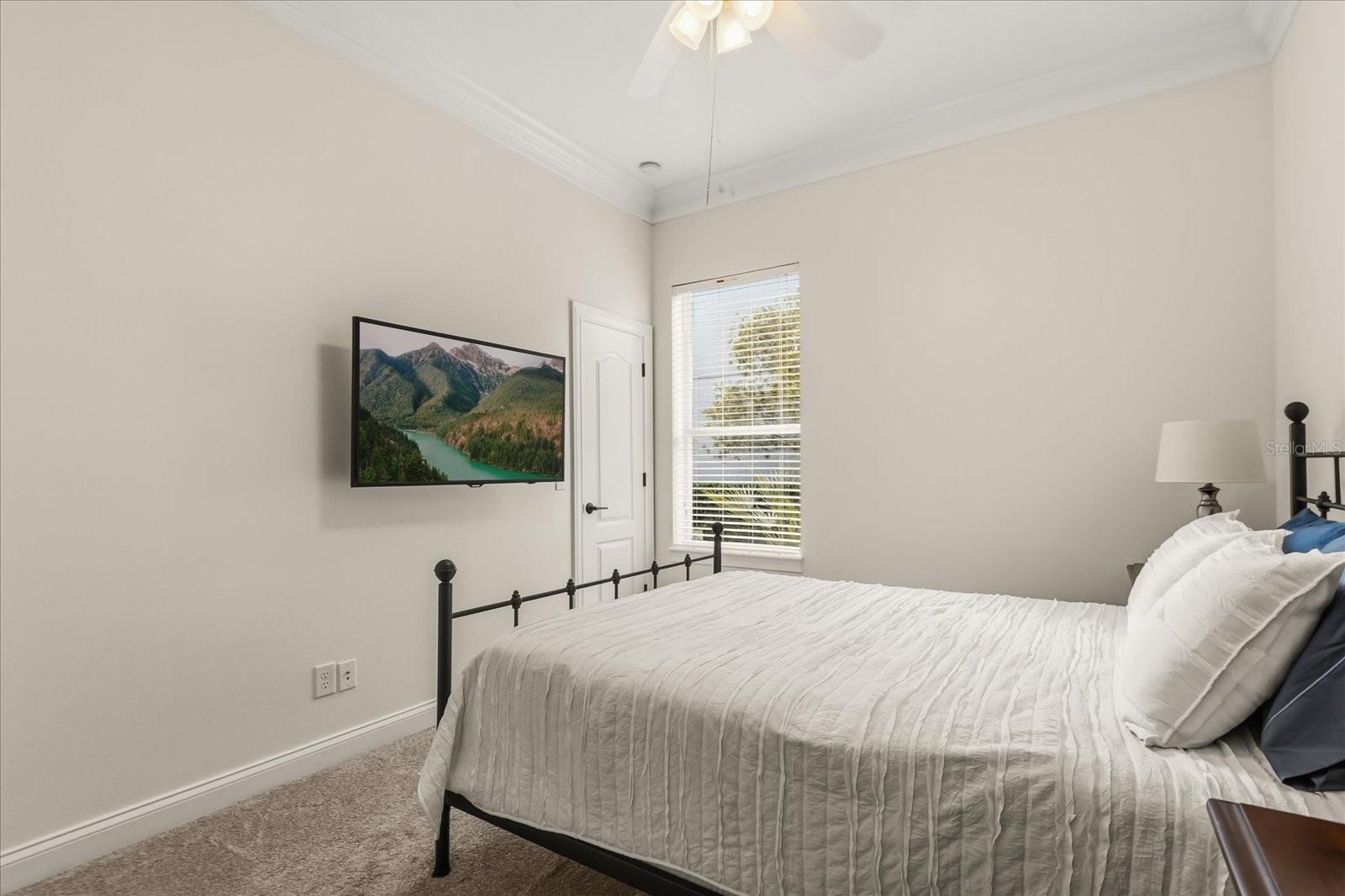 Image 17 of 37 For 25612 Hawks Run Lane