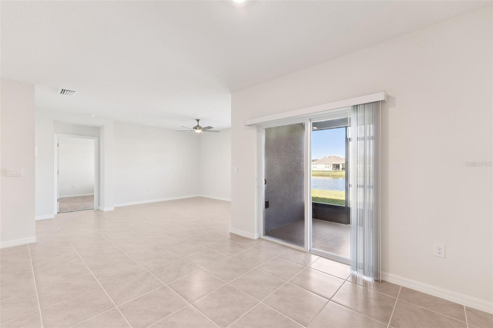 Image 11 of 35 For 2270 Lake Preserve Circle