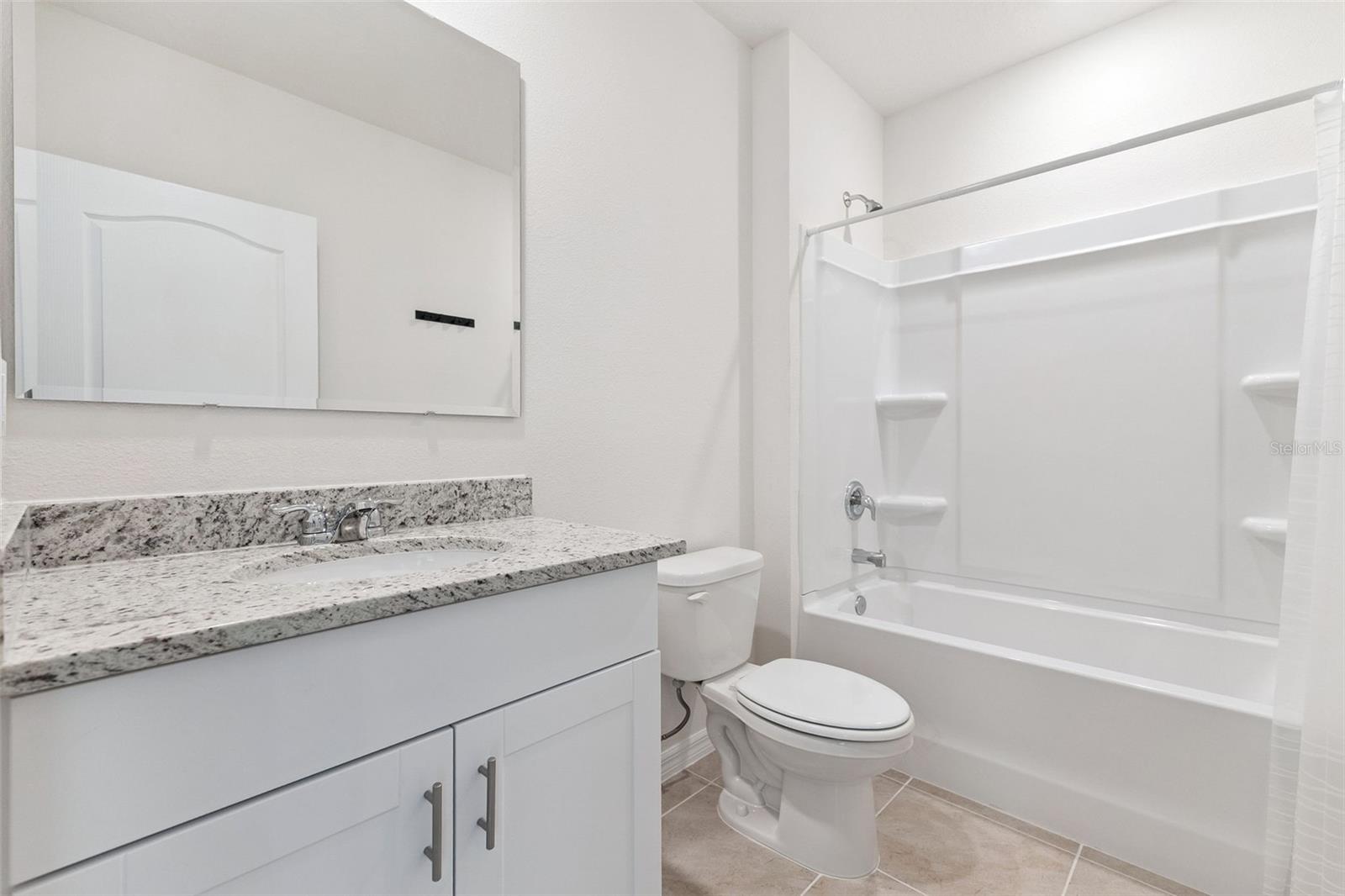 Image 20 of 35 For 2270 Lake Preserve Circle