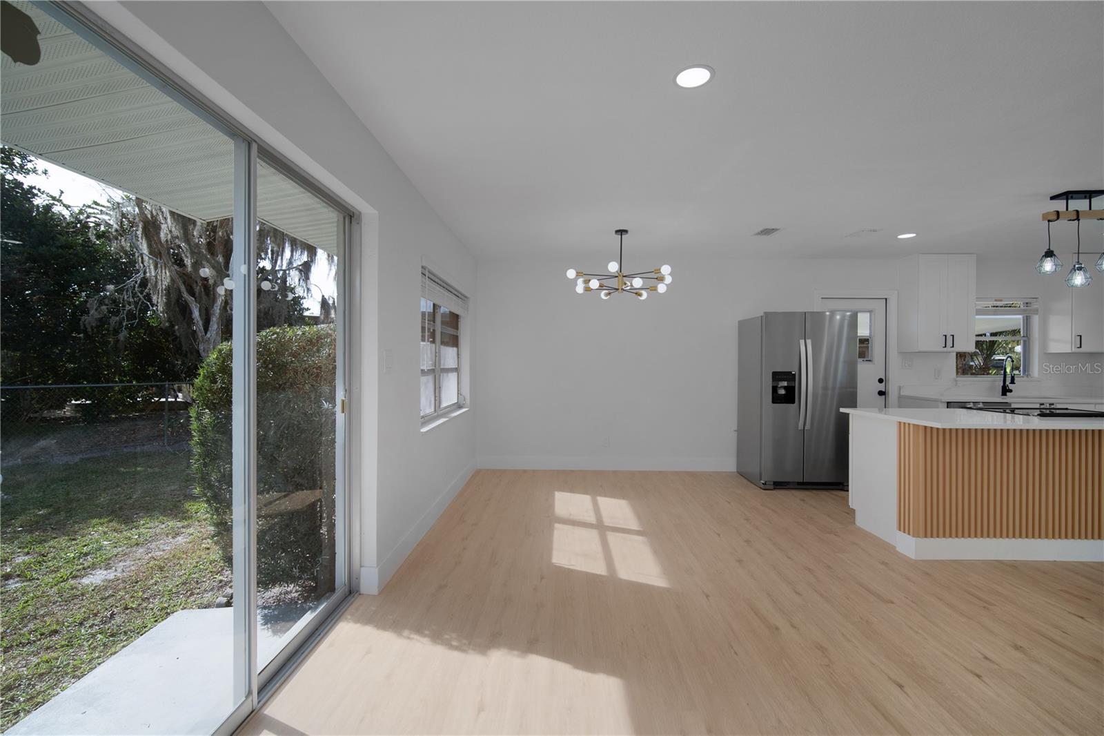 Image 18 of 47 For 209 Satsuma Drive