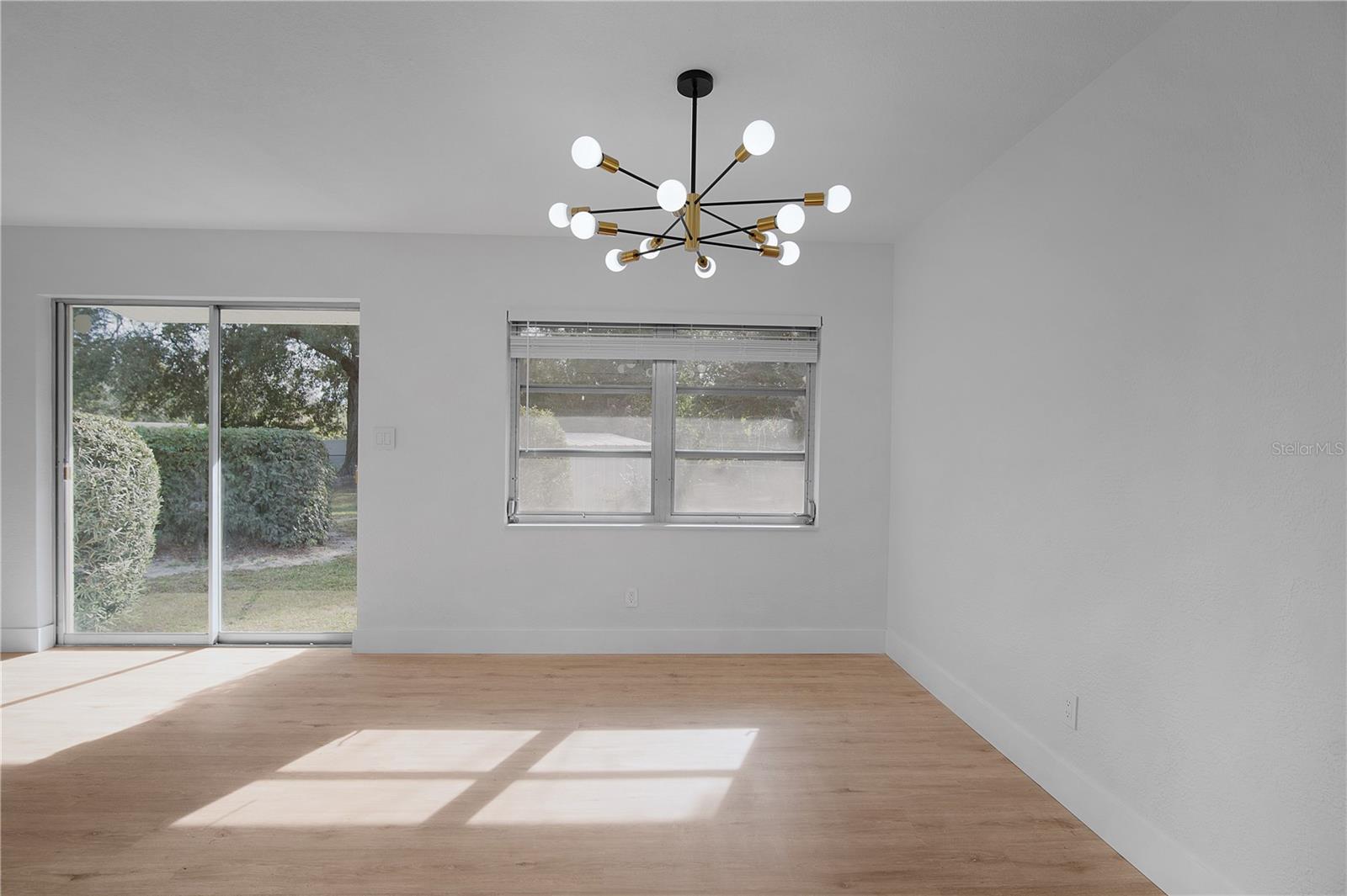 Image 21 of 47 For 209 Satsuma Drive