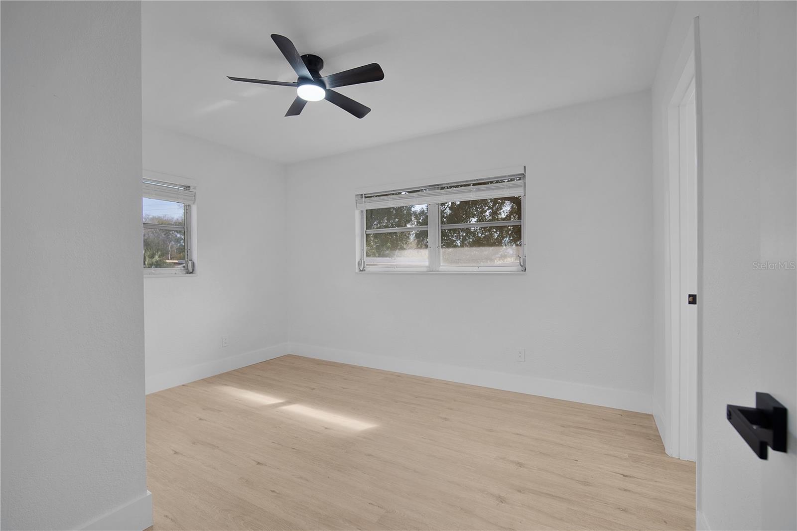 Image 29 of 47 For 209 Satsuma Drive