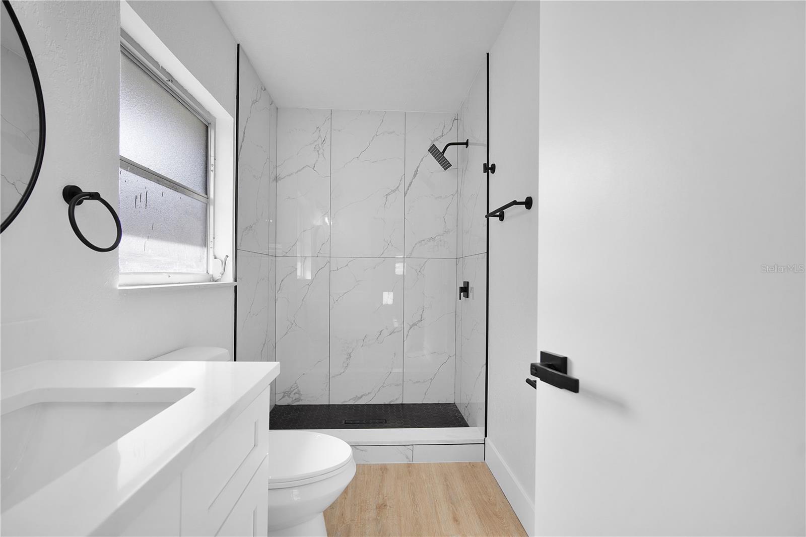 Image 32 of 47 For 209 Satsuma Drive