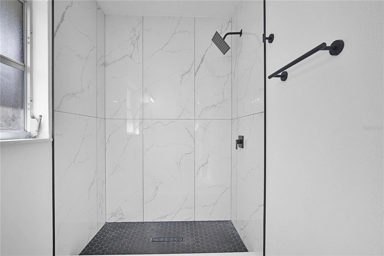 Image 33 of 47 For 209 Satsuma Drive