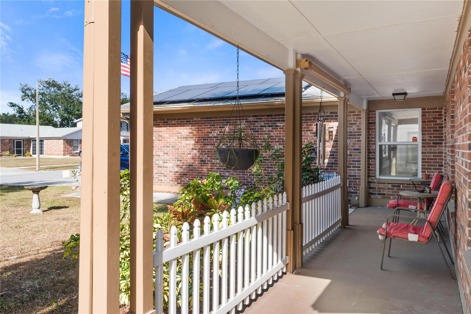 Image 4 of 25 For 1730 Lowry Avenue