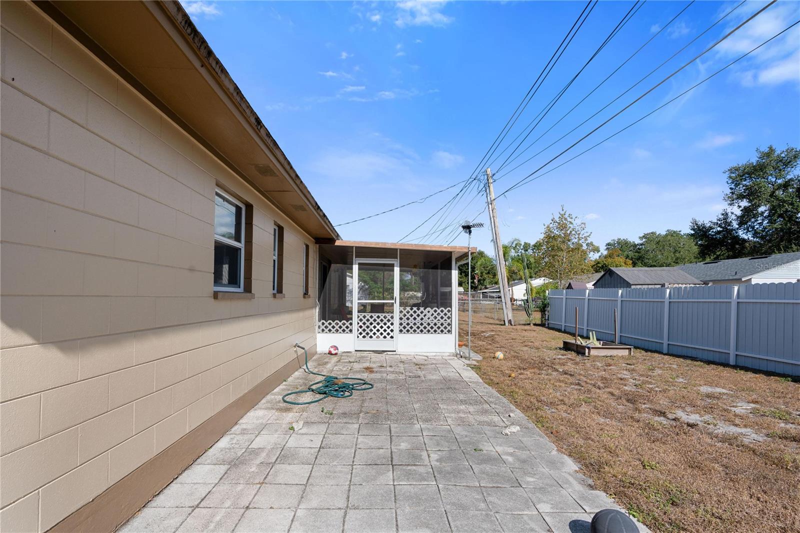 Image 7 of 25 For 1730 Lowry Avenue