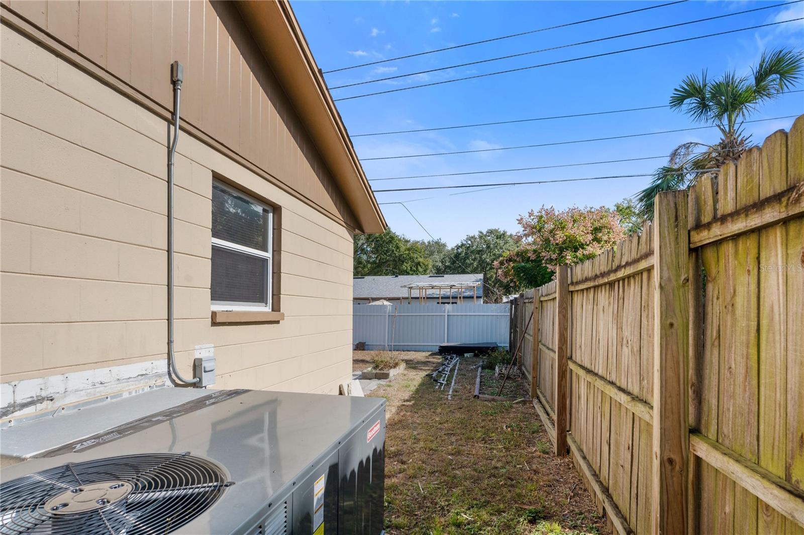 Image 8 of 25 For 1730 Lowry Avenue