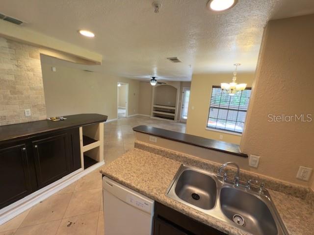 Image 11 of 40 For 200 Afton Square 11-102