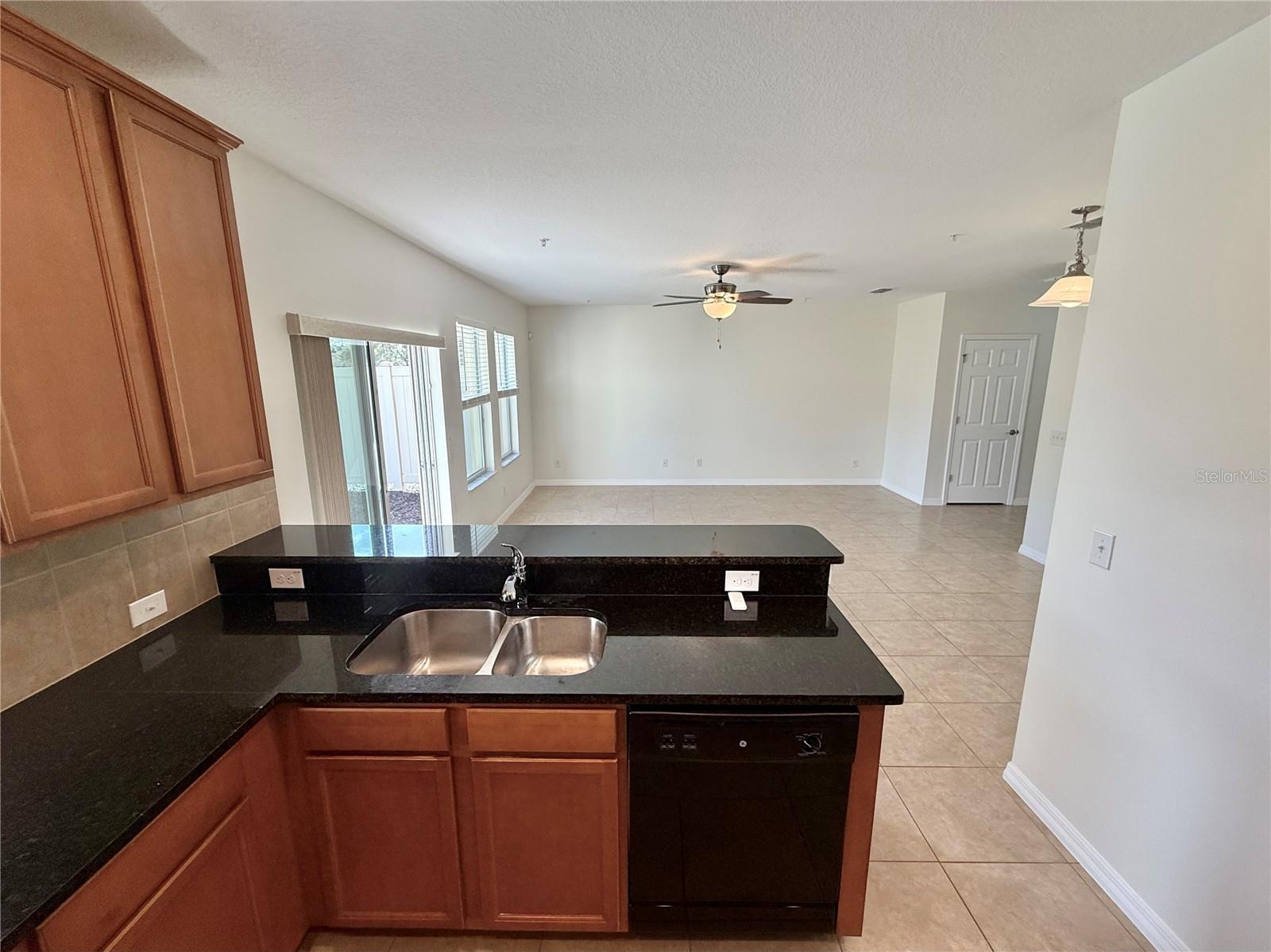 Image 5 of 43 For 2090 Water Tupelo Way