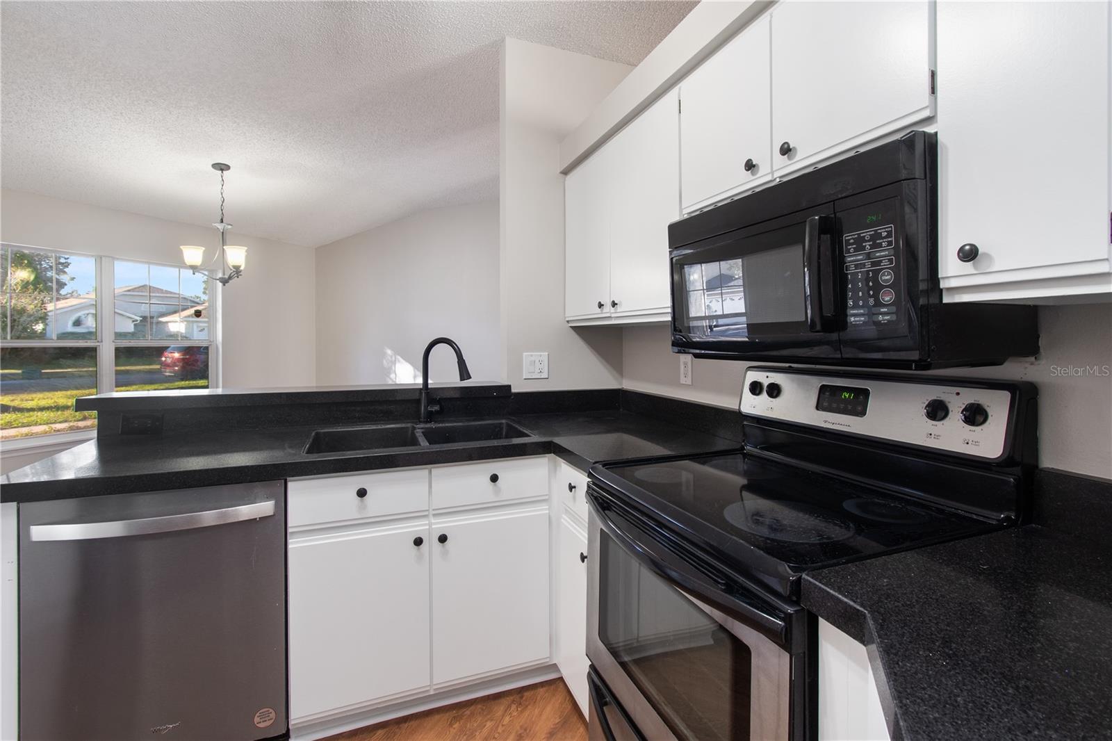 Image 10 of 26 For 304 Cello Circle