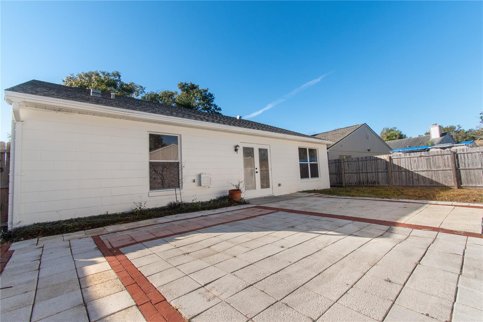 Image 25 of 26 For 304 Cello Circle