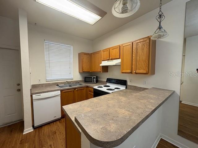 Image 12 of 71 For 3543 30th Way 110