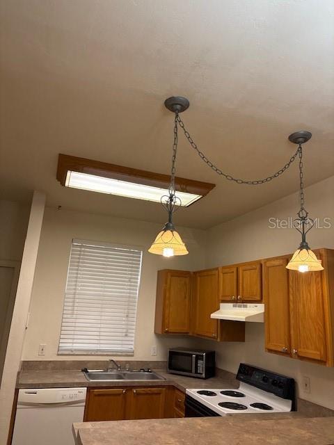 Image 19 of 71 For 3543 30th Way 110