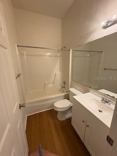 Image 41 of 71 For 3543 30th Way 110