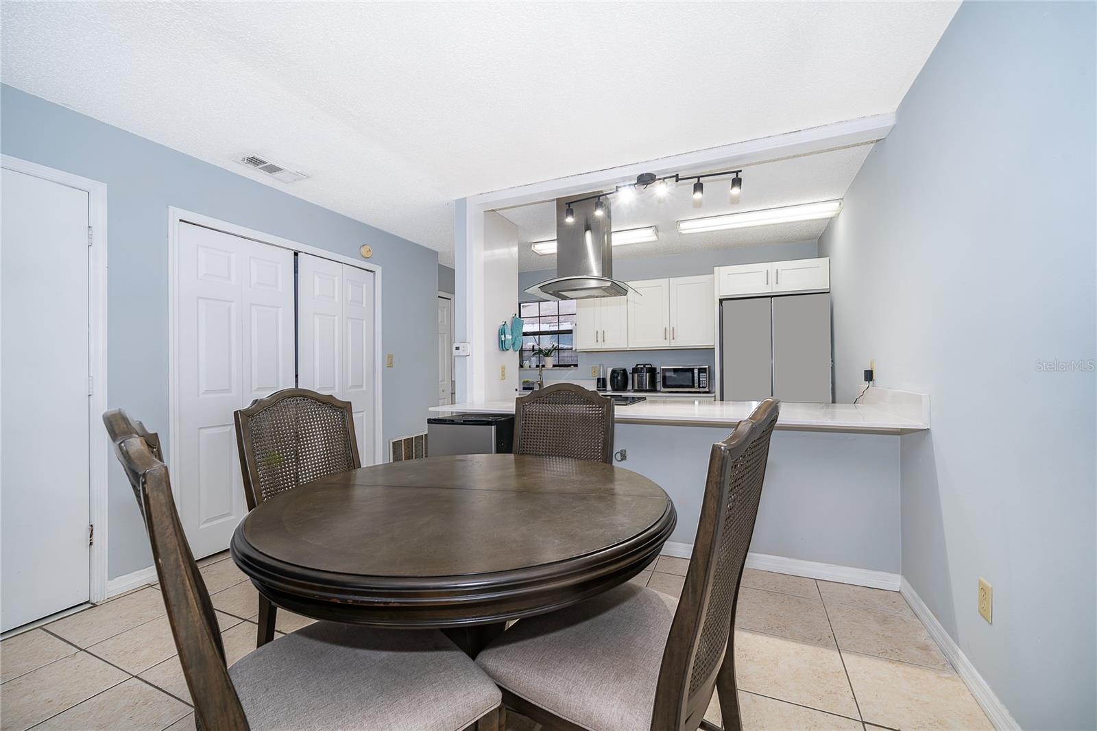 Image 5 of 14 For 482 Abba Street