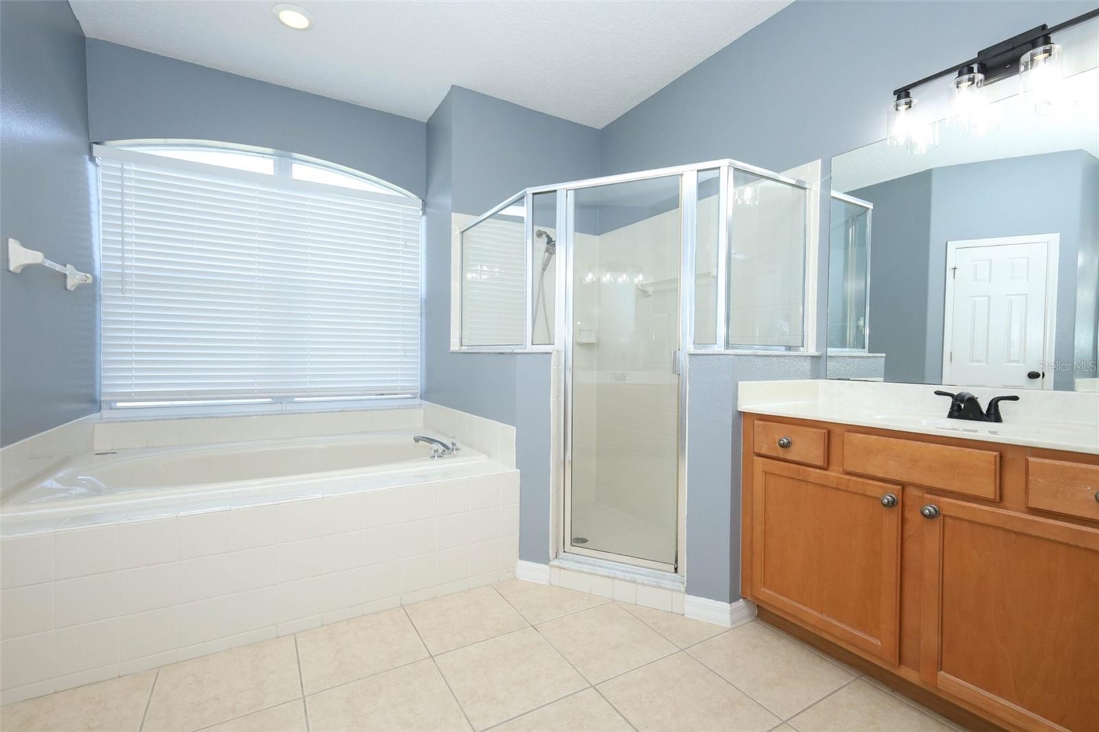 Image 11 of 43 For 1620 Parkglen Circle