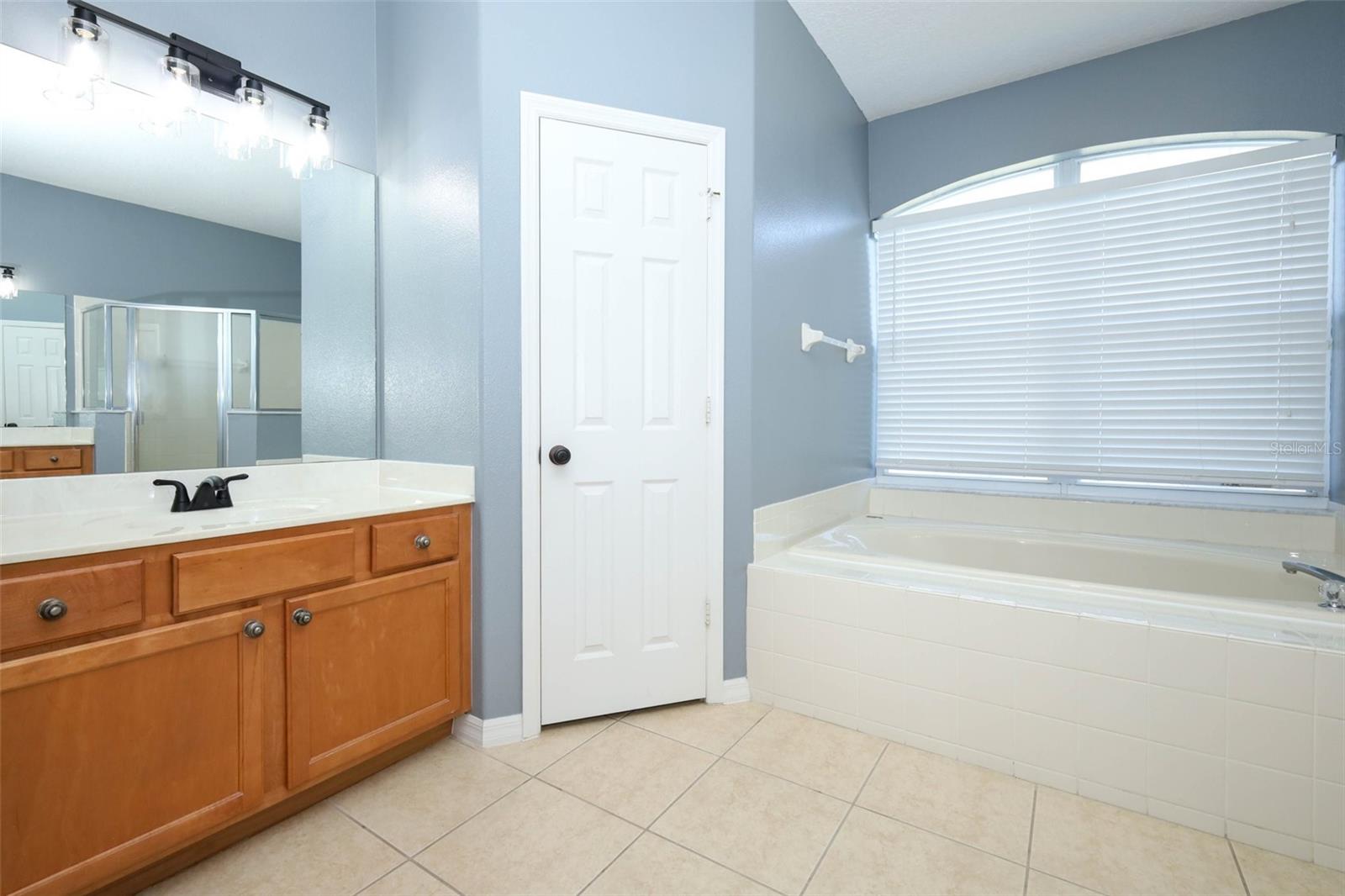 Image 12 of 43 For 1620 Parkglen Circle