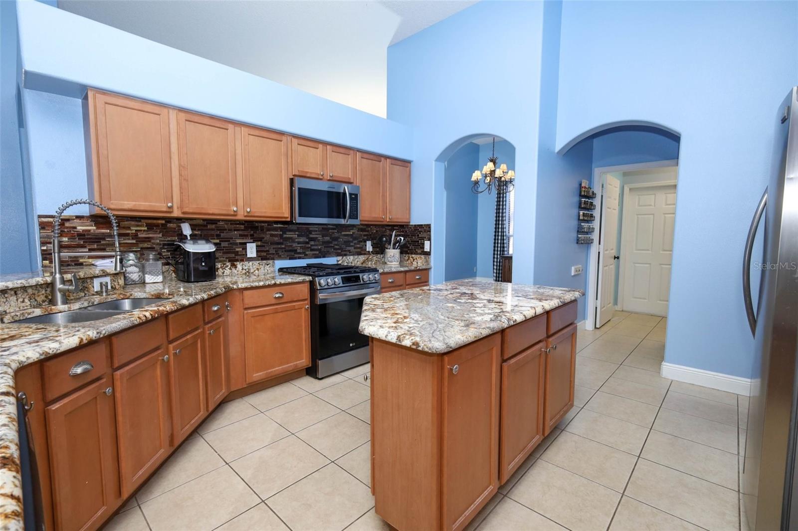 Image 15 of 43 For 1620 Parkglen Circle