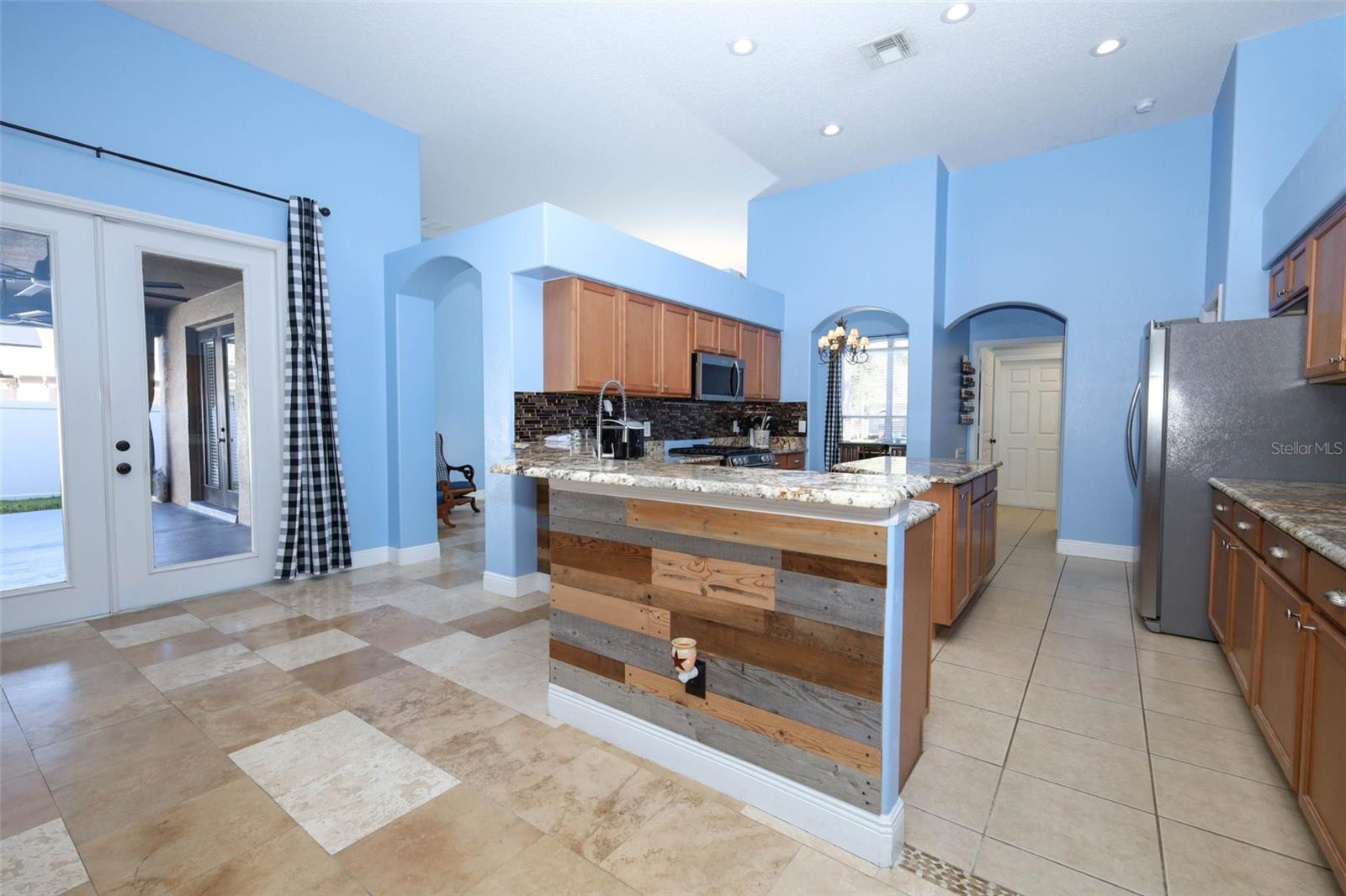 Image 16 of 43 For 1620 Parkglen Circle