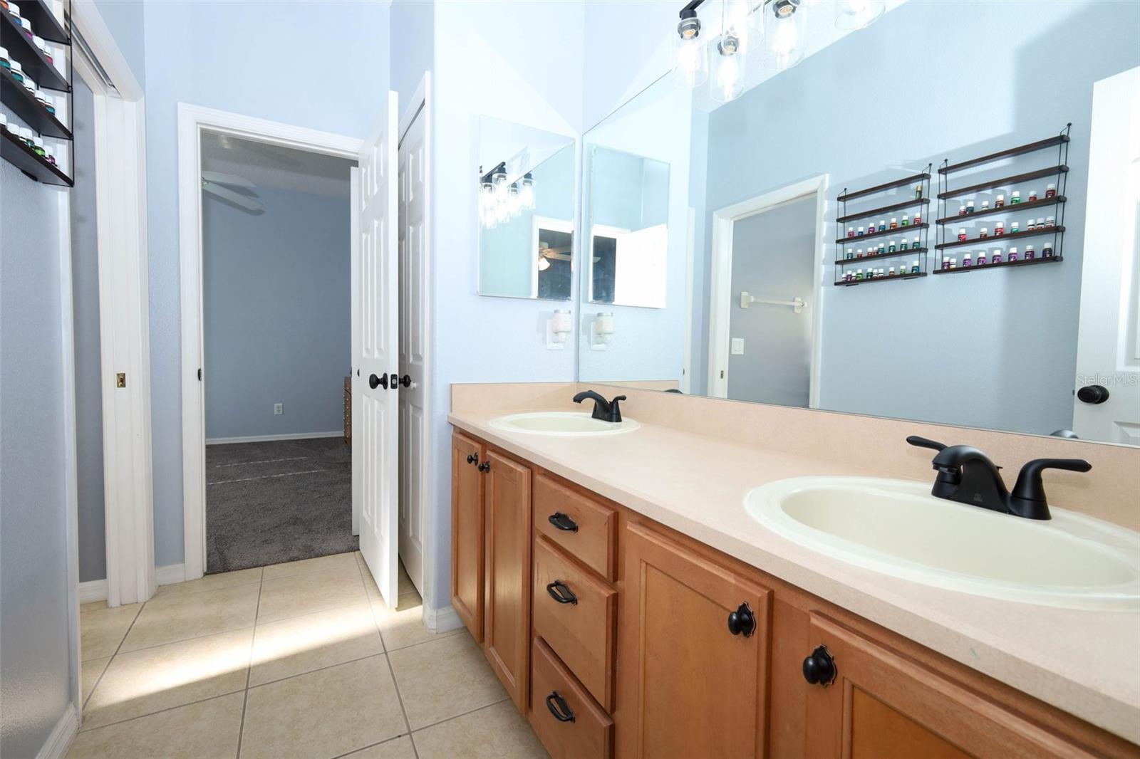 Image 33 of 43 For 1620 Parkglen Circle