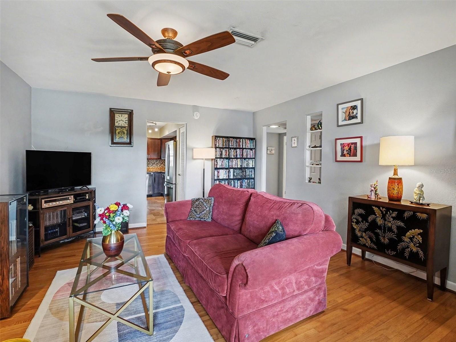 Image 3 of 16 For 803 Malone Drive