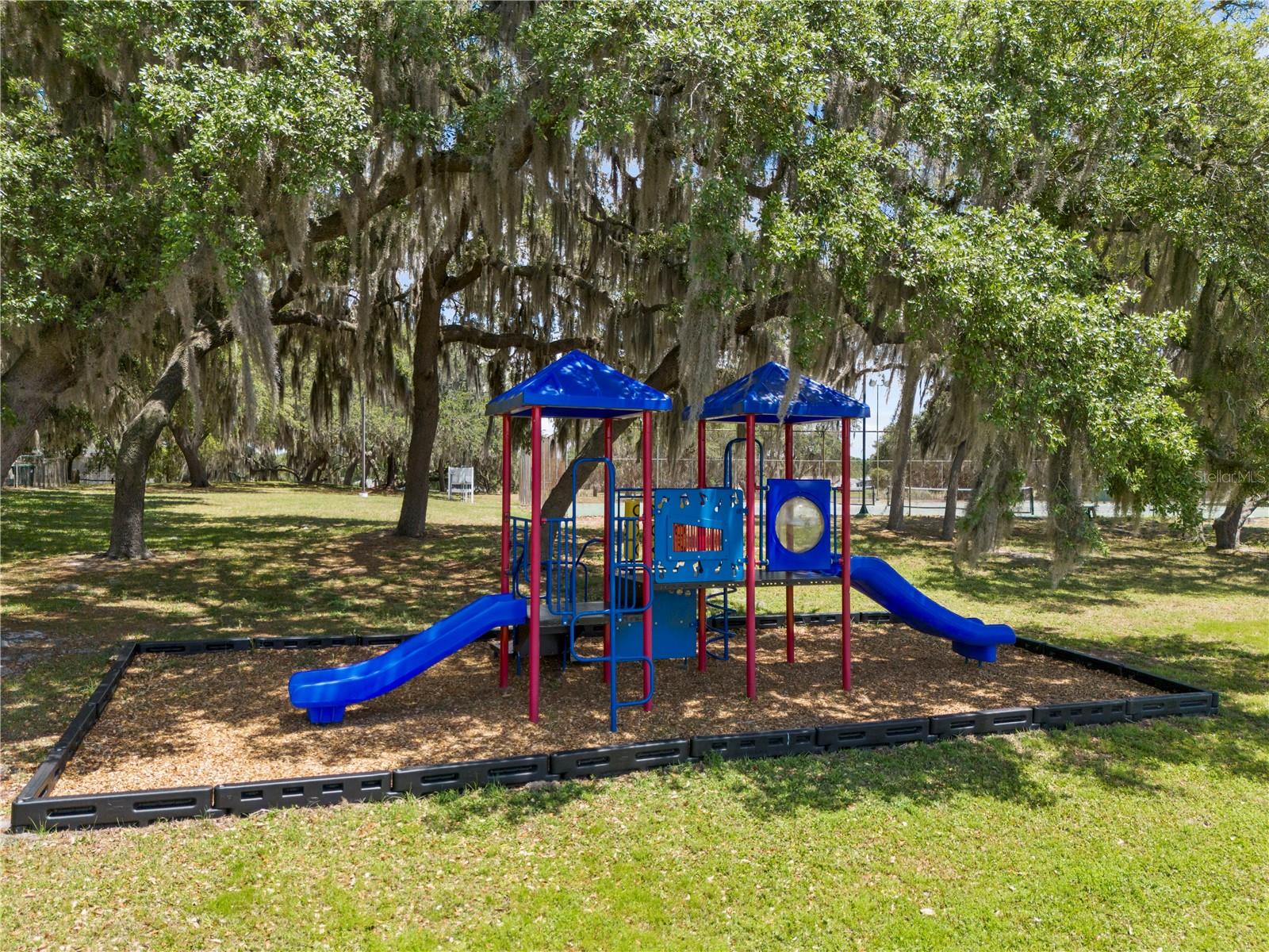 Image 24 of 31 For 8007 Cote Court