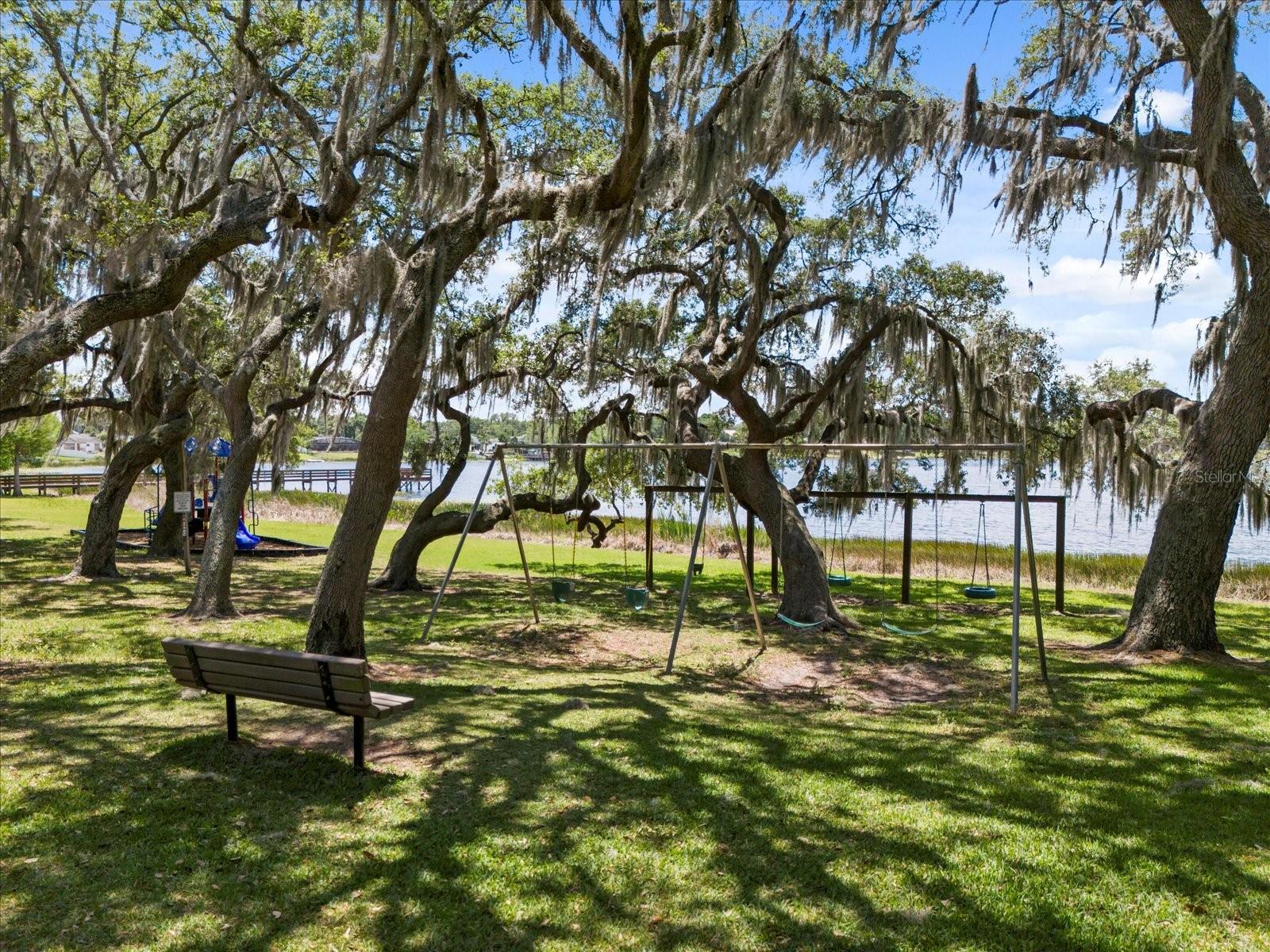 Image 27 of 31 For 8007 Cote Court