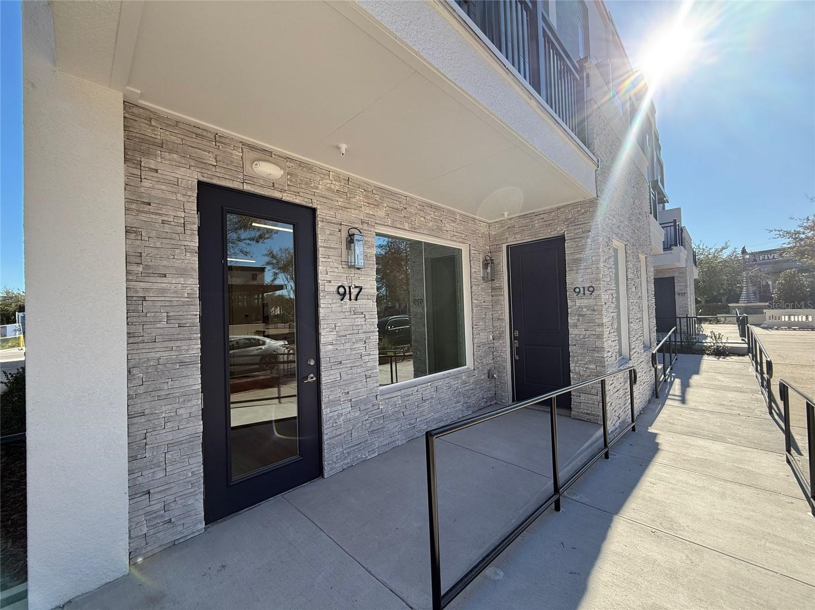 Image 3 of 10 For 917 City Walk Lane