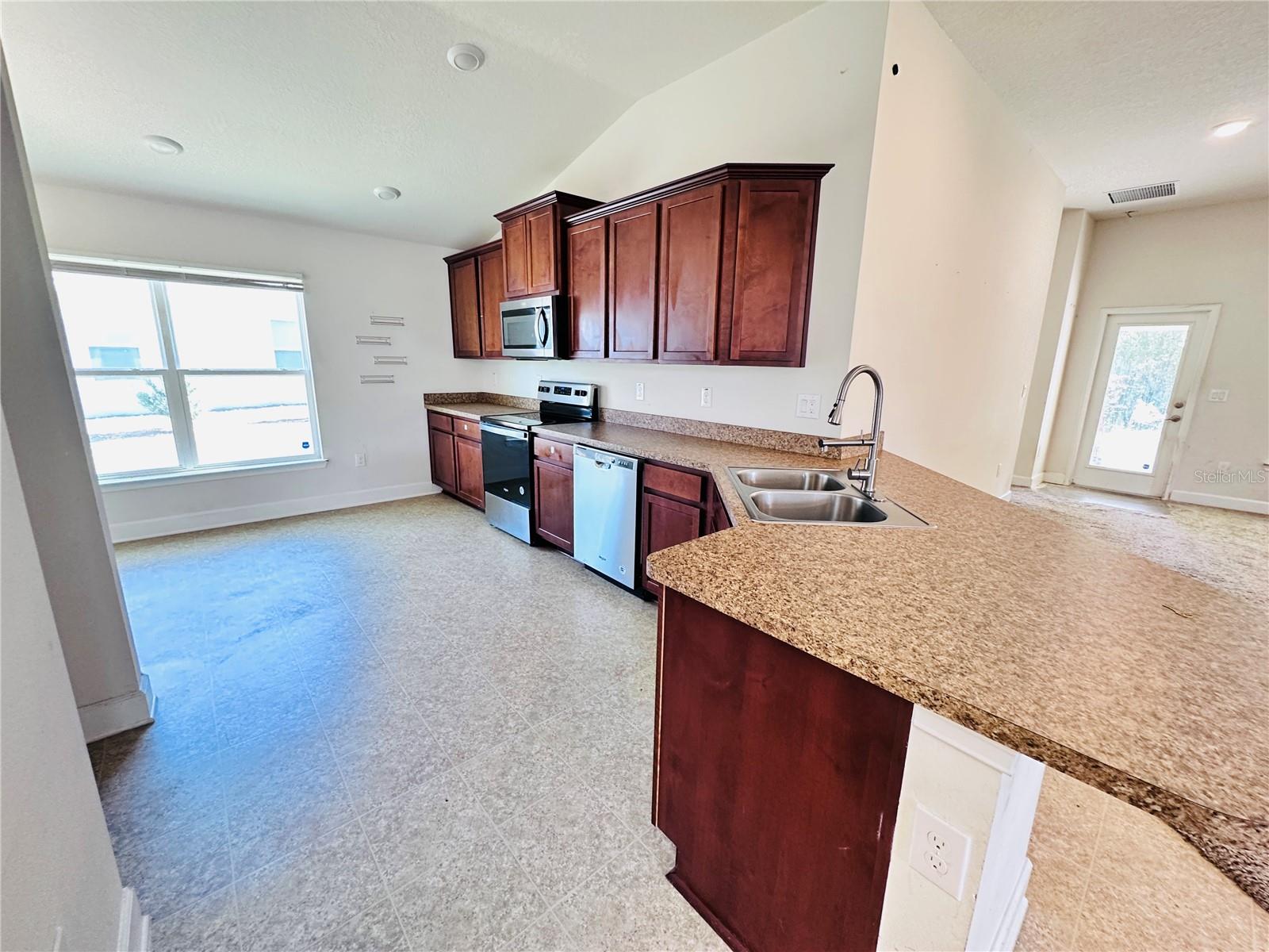 Image 10 of 37 For 2091 Pecos Drive