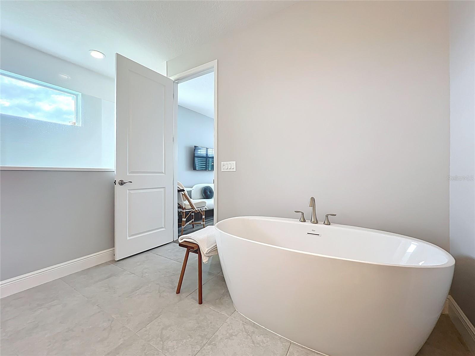 Image 43 of 66 For 10224 Bay Lake Road