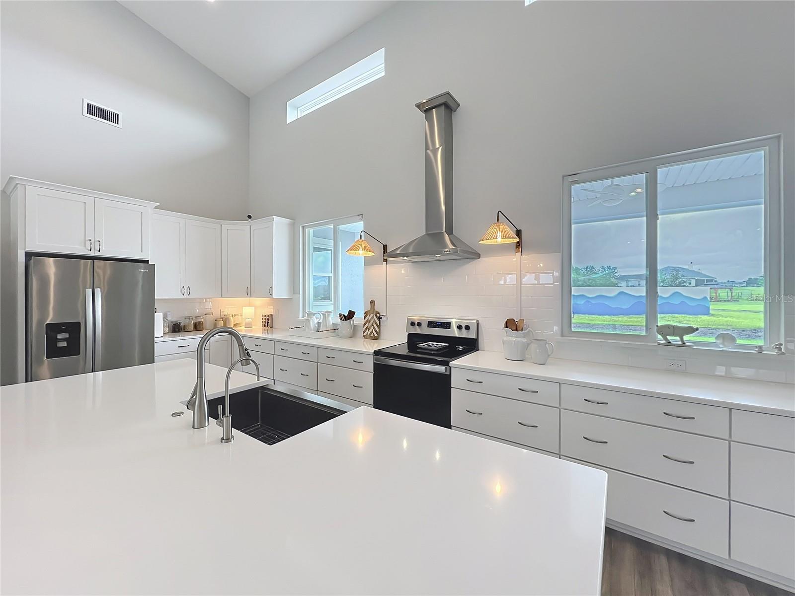 Image 8 of 66 For 10224 Bay Lake Road