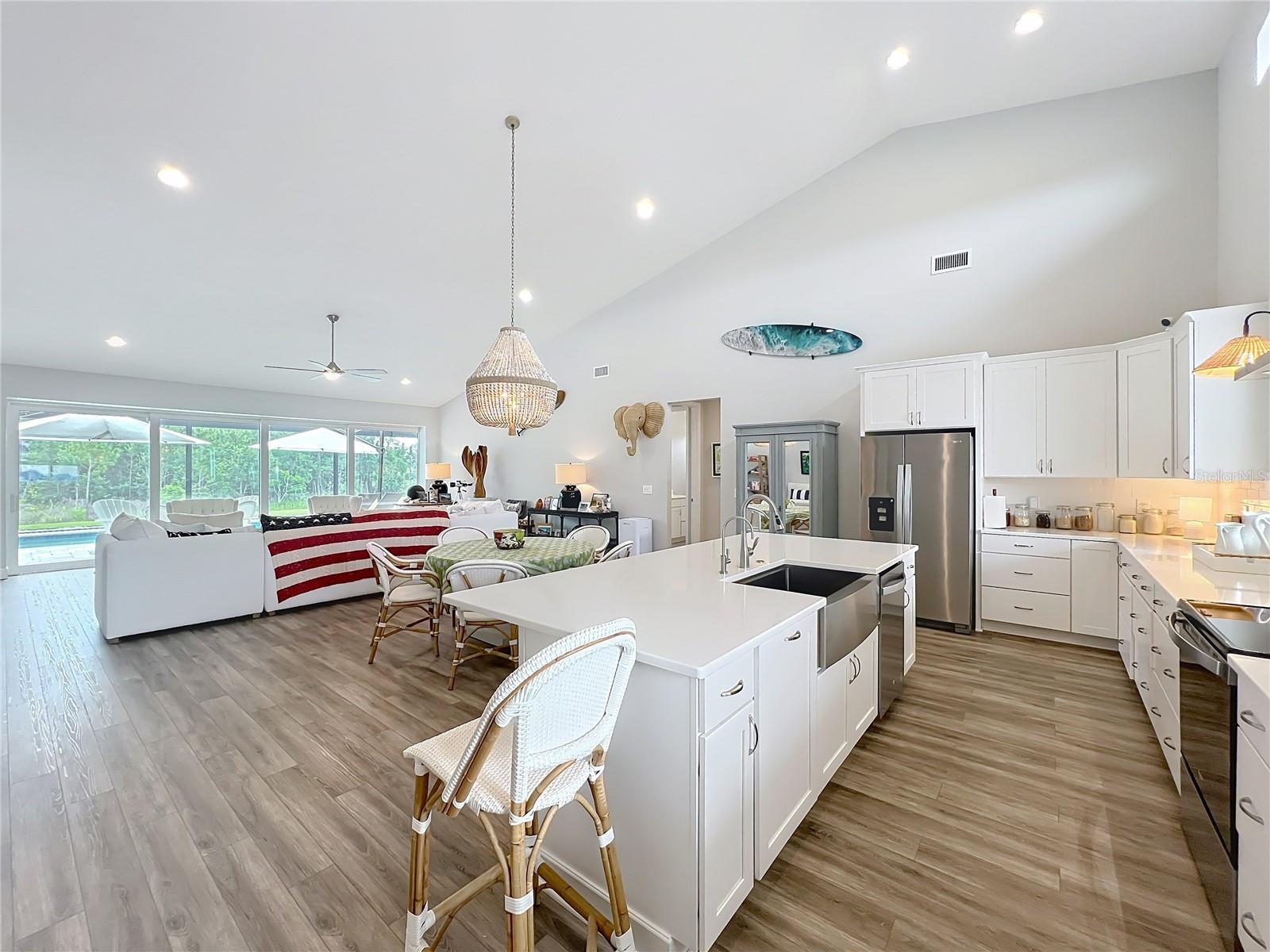 Image 9 of 66 For 10224 Bay Lake Road