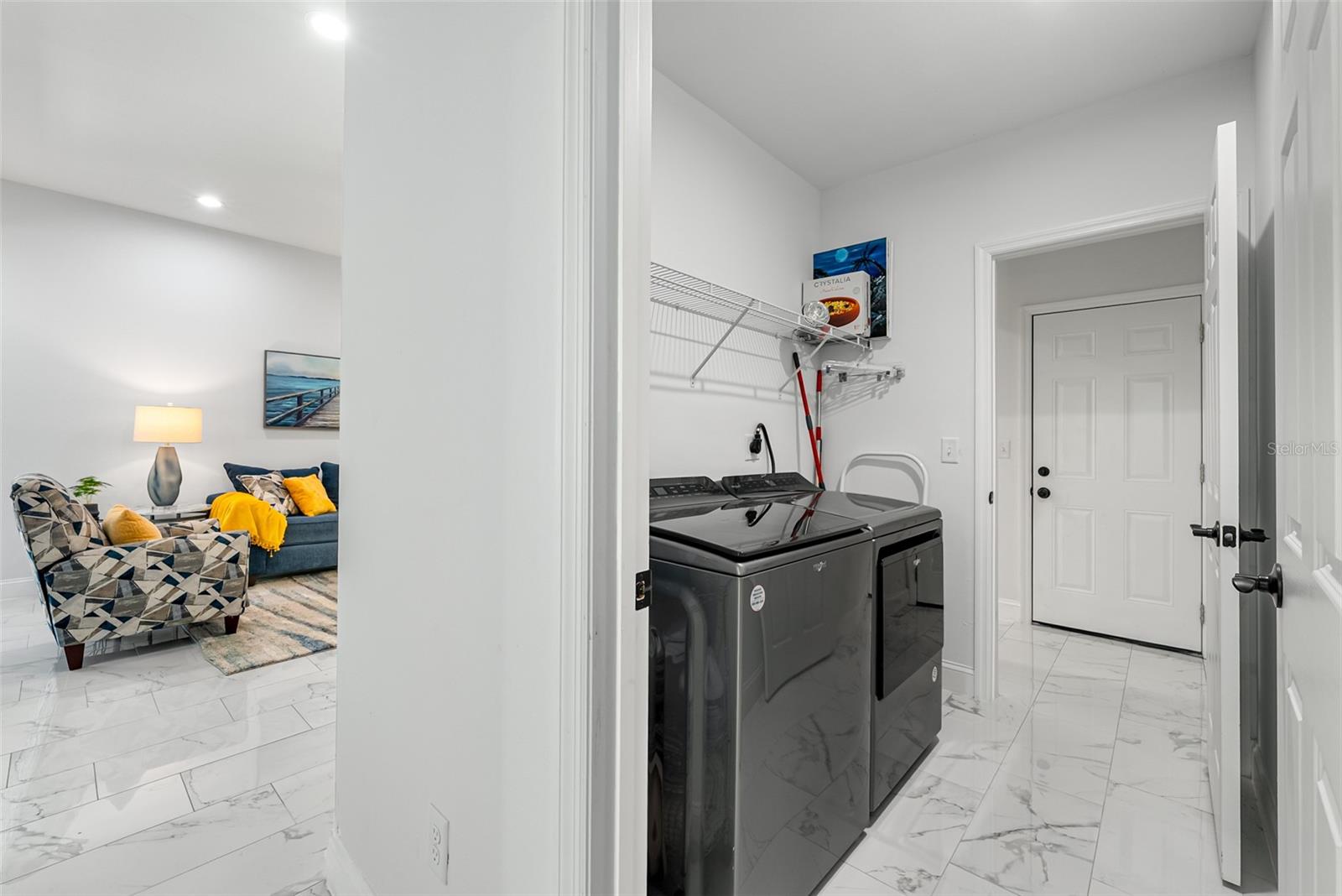 Image 17 of 38 For 675 Cedar Avenue