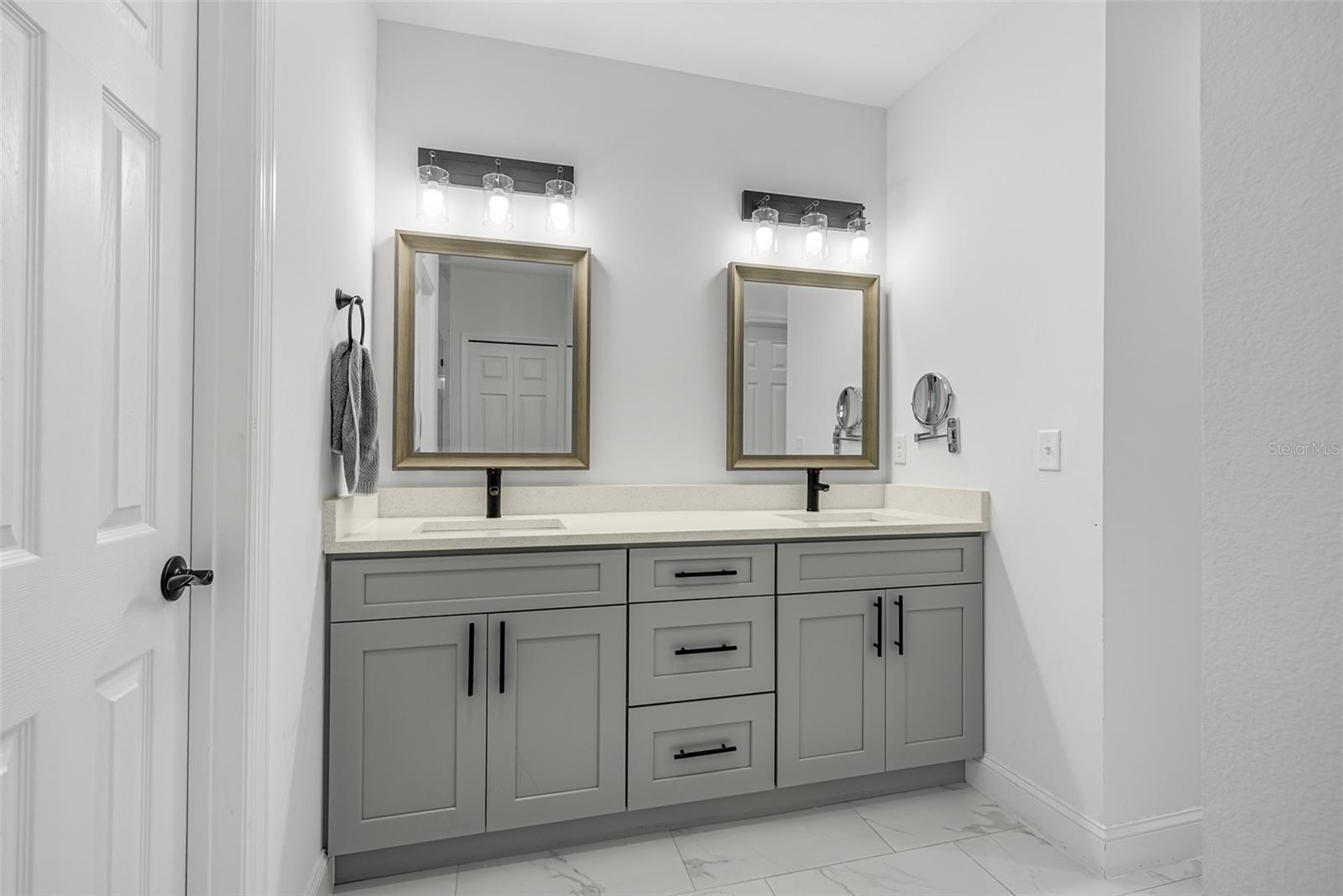 Image 25 of 38 For 675 Cedar Avenue