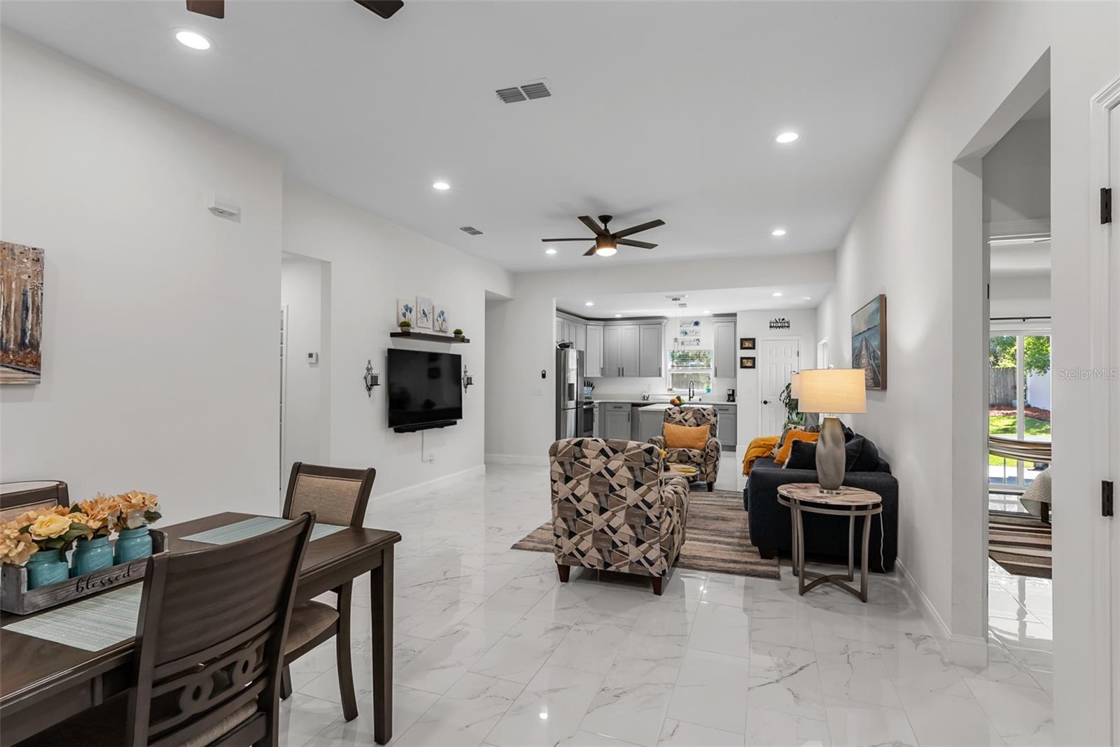 Image 4 of 38 For 675 Cedar Avenue