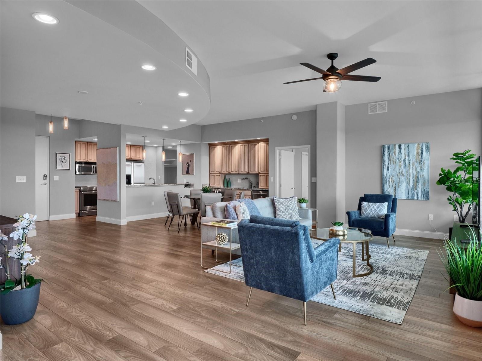 Image 33 of 65 For 525 Jackson Street