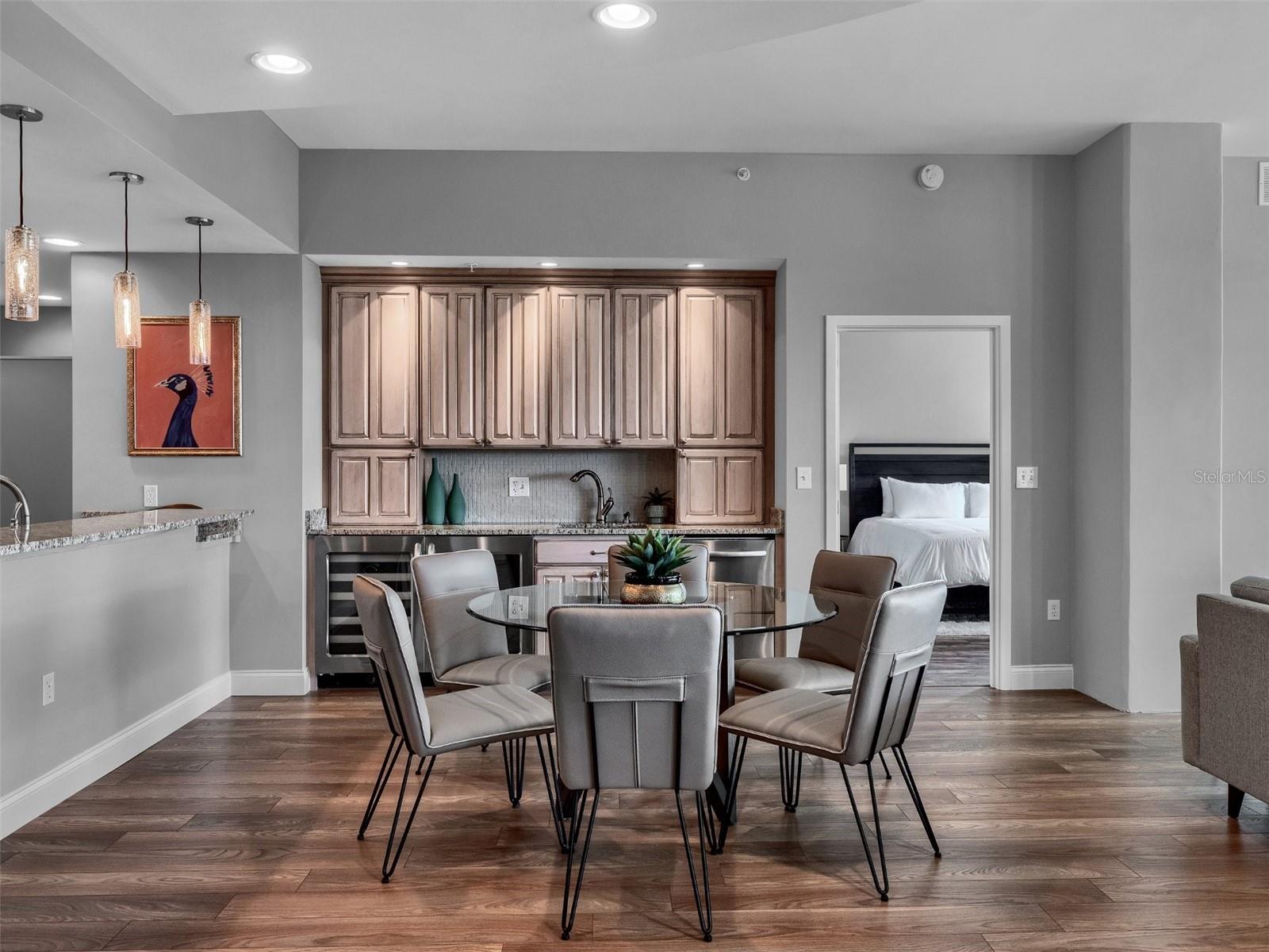 Image 36 of 65 For 525 Jackson Street