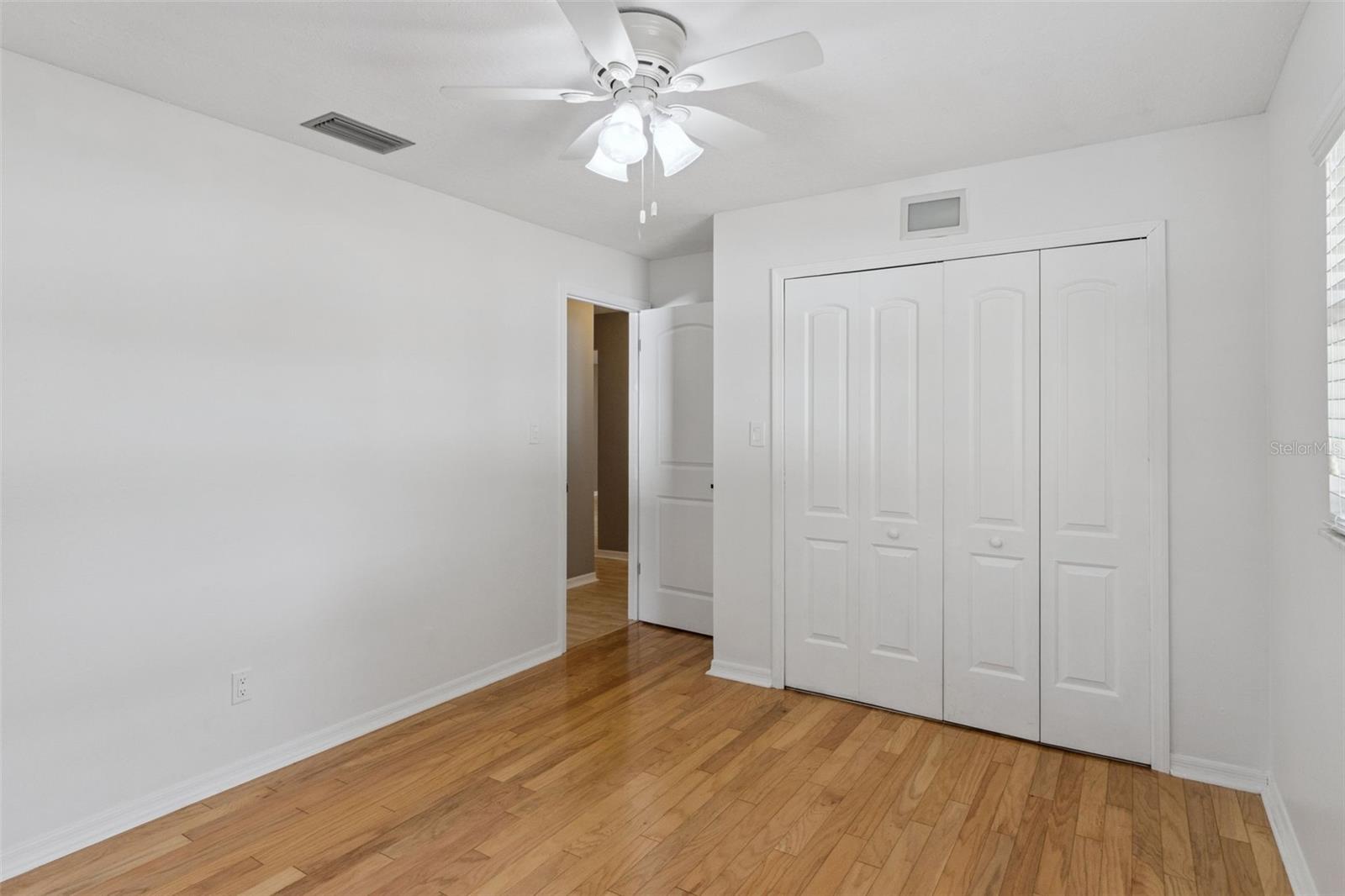 Image 31 of 43 For 4240 Landmark Drive