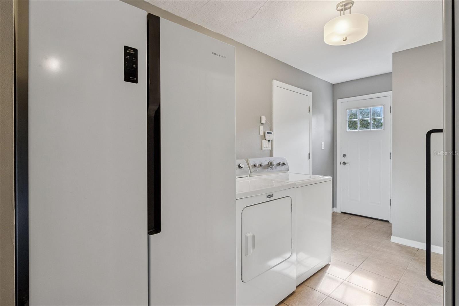 Image 33 of 43 For 4240 Landmark Drive