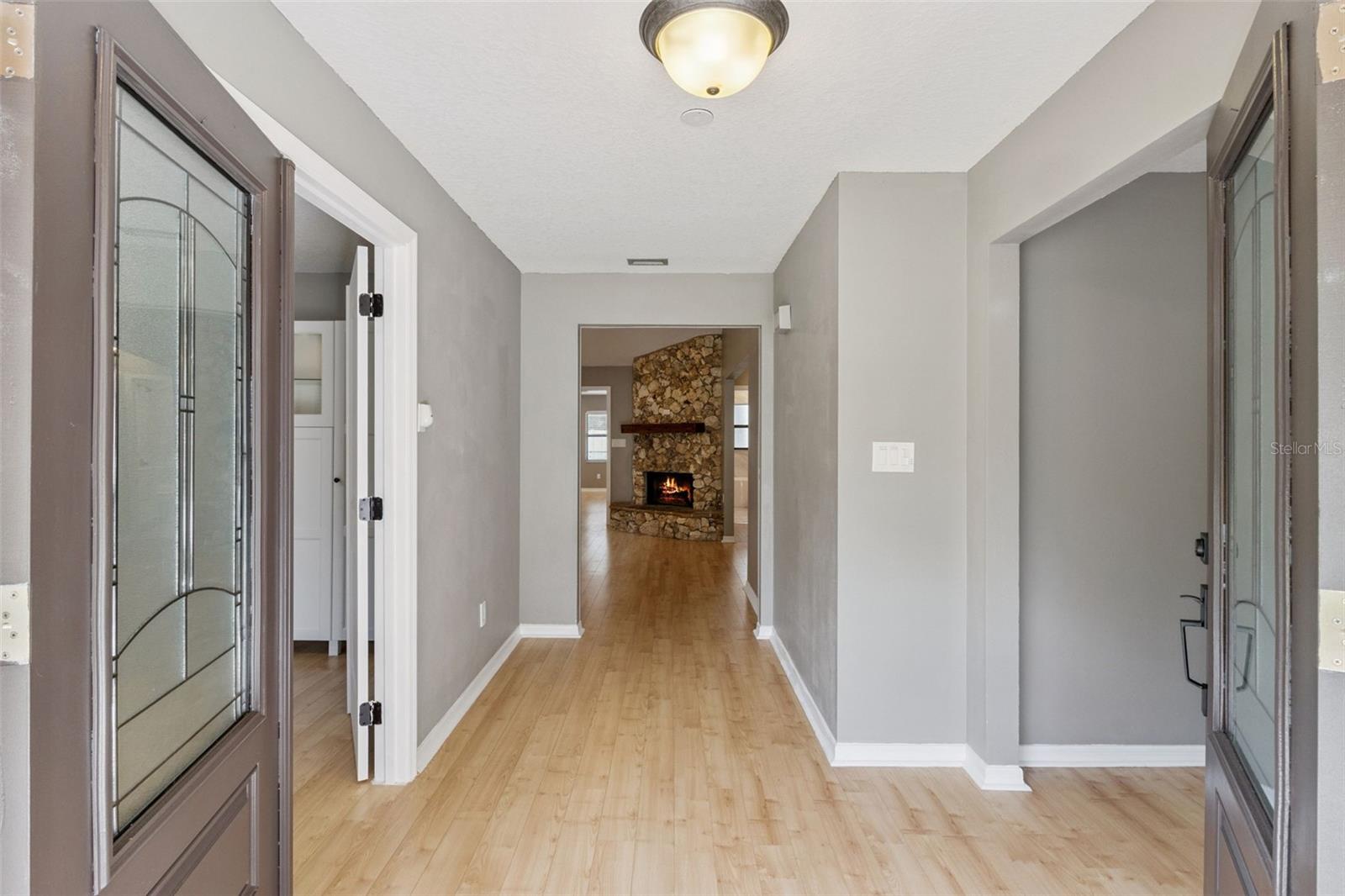 Image 5 of 43 For 4240 Landmark Drive