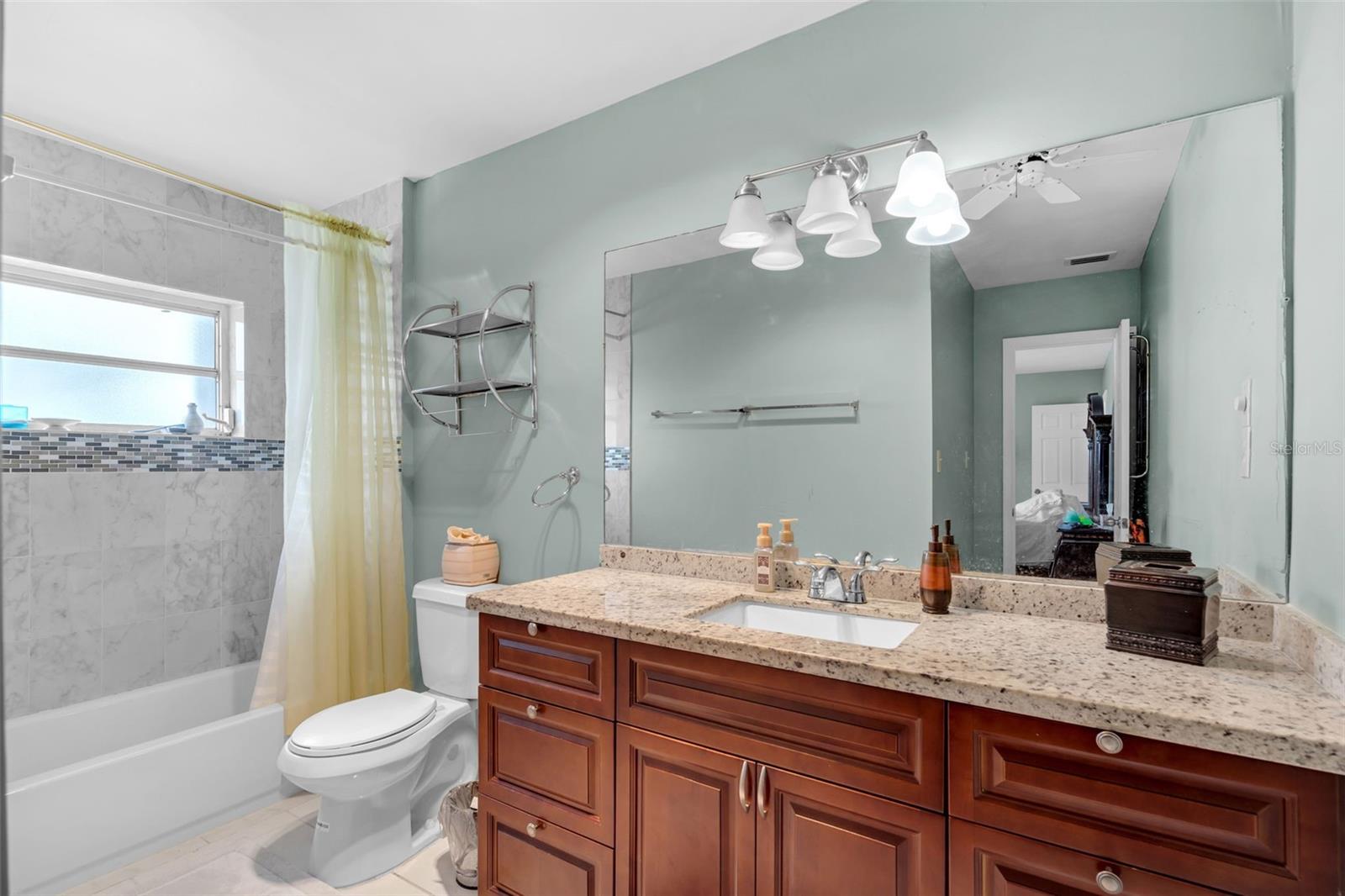 Image 19 of 43 For 7500 66th Terrace